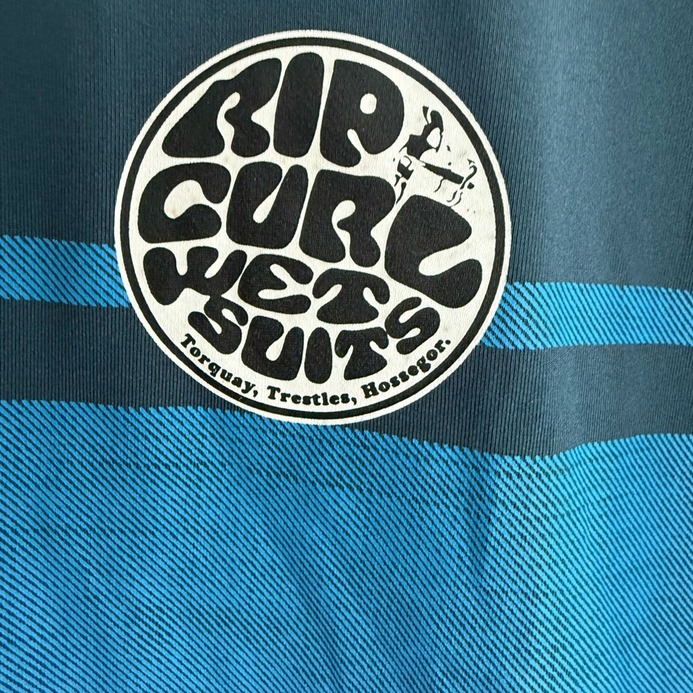RIP CURL Short Sleeve Rash Guard - Picture 3 of 8